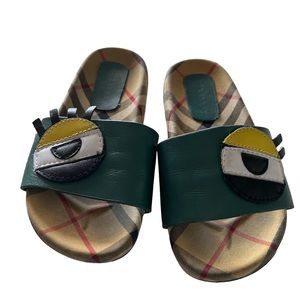 Burberry sandals kids